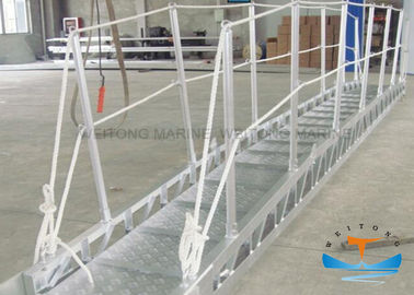 Κίνα Διόδων θαλάσσια πρότυπα επιφάνειας JIS βαρκών σκάλες με το δίχτυ ασφαλείας εργοστάσιο